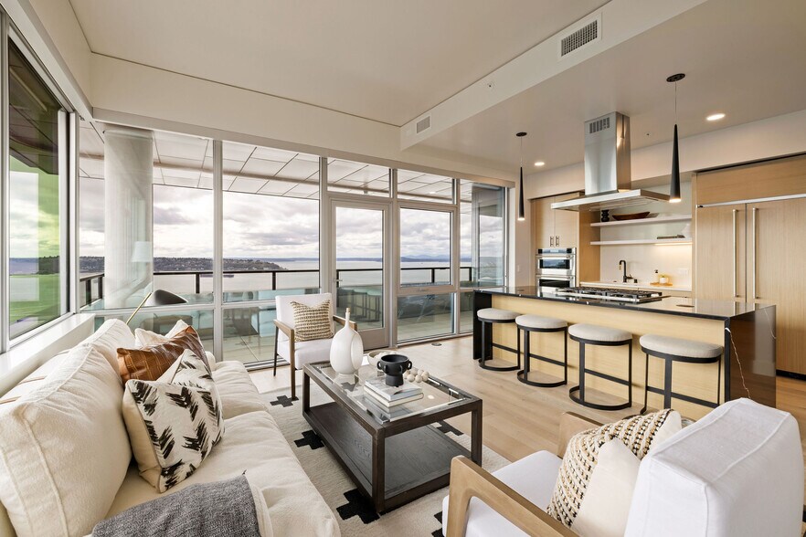 More Photos Of 2315 4th Ave, Seattle Multifamily For Sale