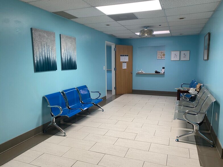 More Photos Of 1830 Town Center Dr, Reston Medical For Sale