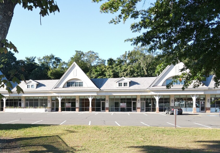 Primary Photo Of 921 White Plains Rd, Trumbull Storefront Retail Office For Lease