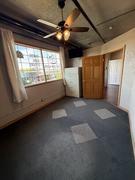 More Photos Of 1063-1123 Weir Dr, Woodbury Medical For Sale