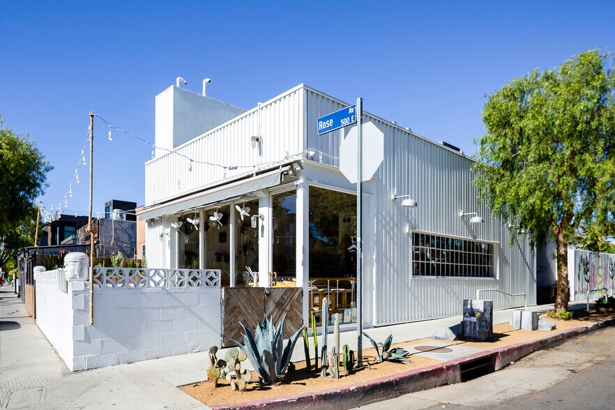 More Photos Of 533 Rose Ave, Venice Restaurant For Sale