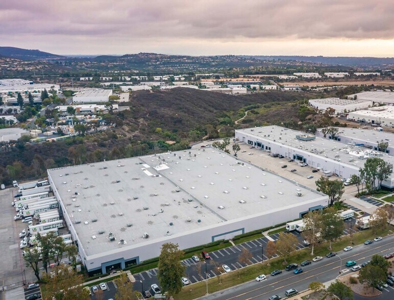 Primary Photo Of 1205-1211 Park Center Dr, Vista Warehouse For Lease