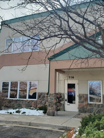 More Photos Of 500-536 W 67th St, Loveland Light Manufacturing For Lease