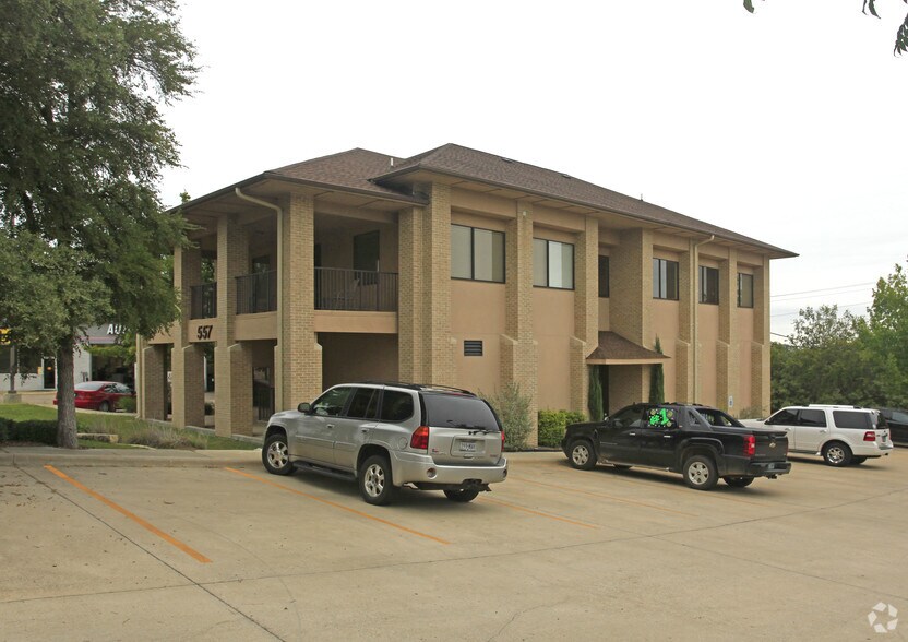 More Photos Of 557 S IH-35, Georgetown Medical For Sale