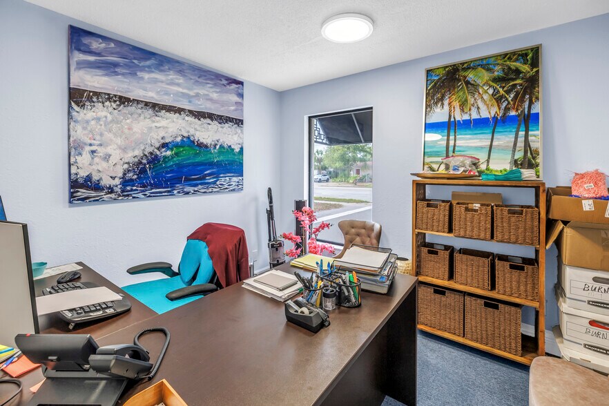 More Photos Of 5500 Central Ave, Saint Petersburg Office Residential For Sale