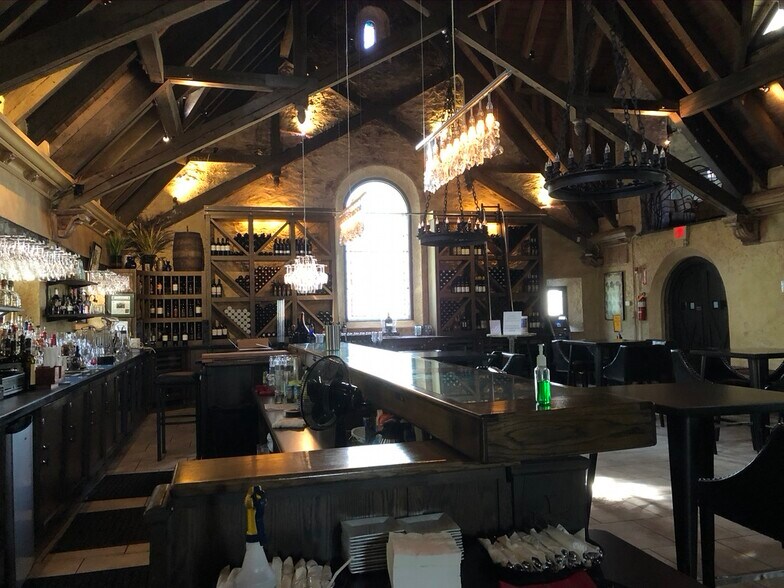 More Photos Of 1715 E Main St, Mohegan Lake Restaurant For Sale