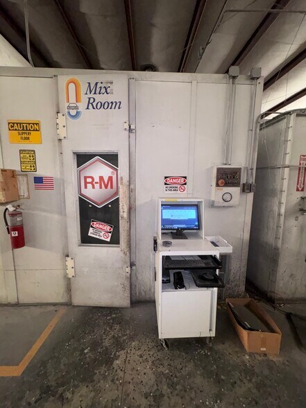 More Photos Of 15920 Kuykendahl Rd, Houston Auto Repair For Sale