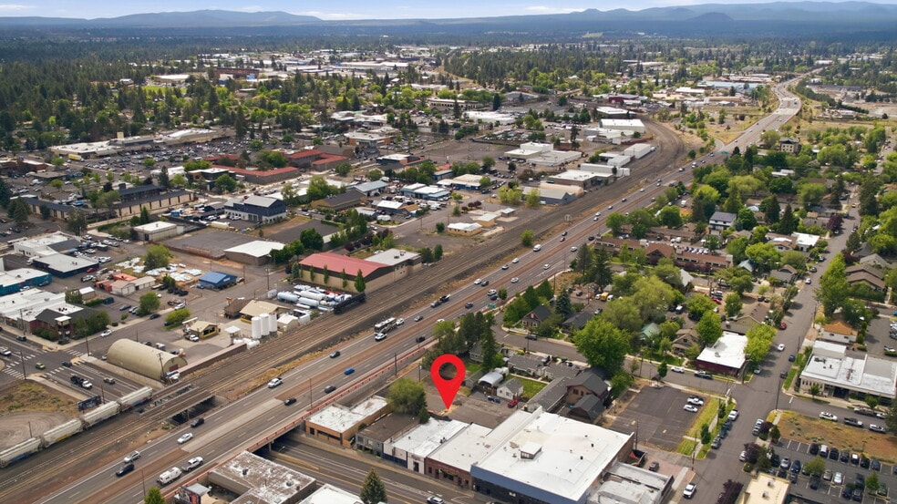 More Photos Of 23 NW Greenwood Ave, Bend Storefront For Sale
