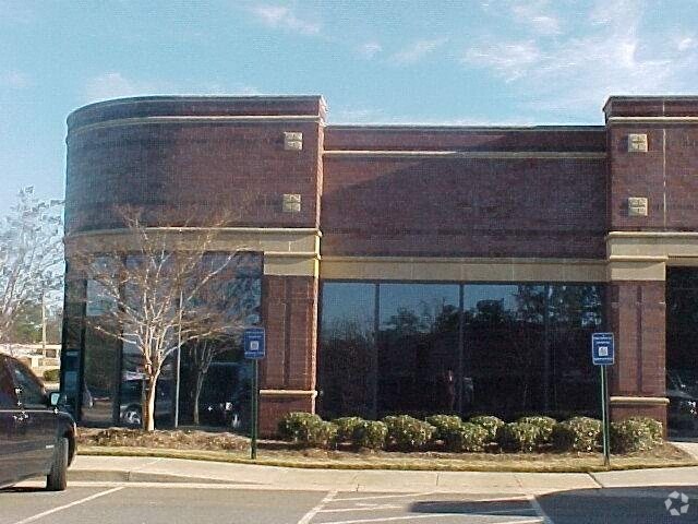 More Photos Of 7310 Northlake Dr, Columbus Office For Lease