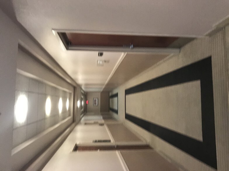 More Photos Of 1700 W Horizon Ridge Pky, Henderson Office For Lease