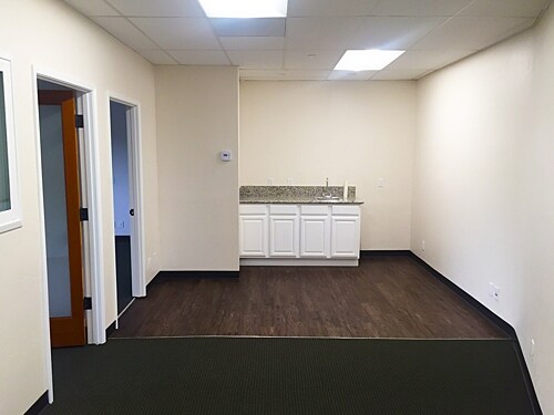 More Photos Of 3892 State St, Santa Barbara Medical For Lease