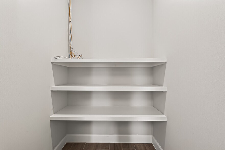 More Photos Of 2743 Imperia Dr, Sugar Land Medical For Sale
