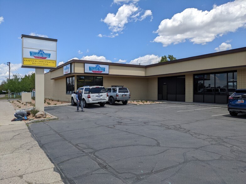More Photos Of 3990 S 1900 W, Roy Storefront For Sale