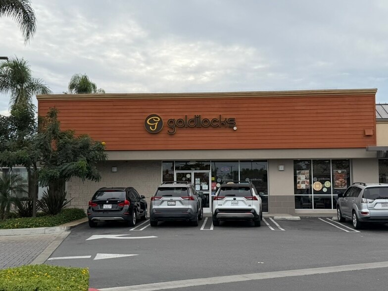 More Photos Of 100-150 W Carson St, Carson Unknown For Lease