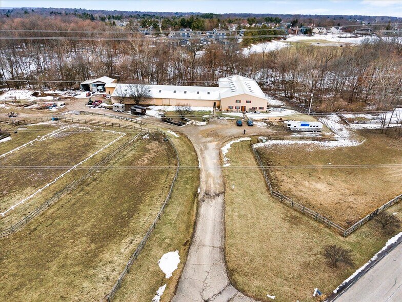 More Photos Of 2675 Carriagegate Ln, Maineville Lodge Meeting Hall For Sale