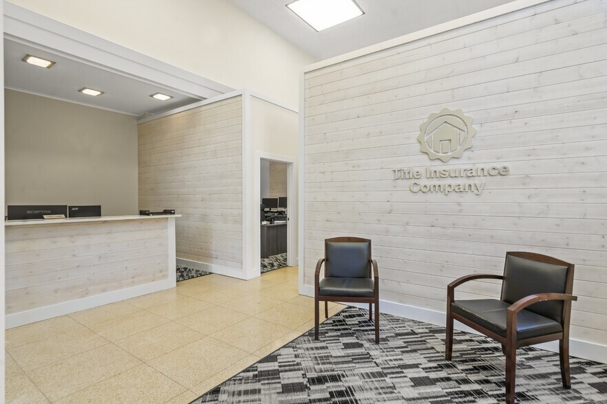 More Photos Of 1441 N Market St, Dayton Office For Sale