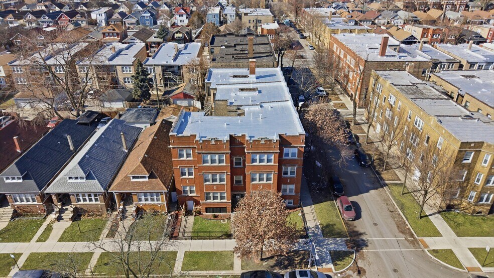 More Photos Of , Chicago Multifamily For Sale
