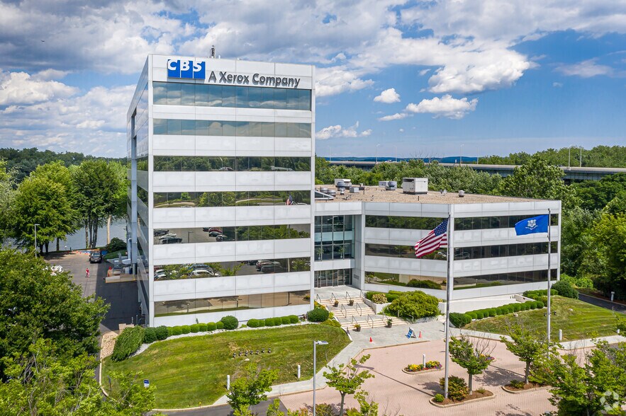 More Photos Of 100 Great Meadow Rd, Wethersfield Office For Lease