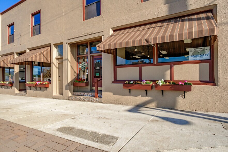 More Photos Of 1321 Main St, Philomath Storefront Retail Residential For Sale