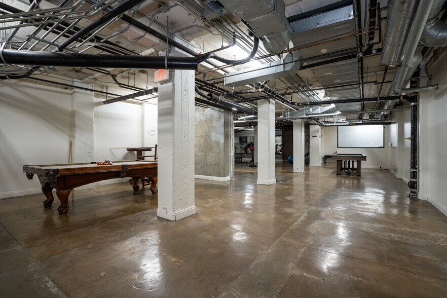 More Photos Of 117 Winston St, Los Angeles Apartments For Sale