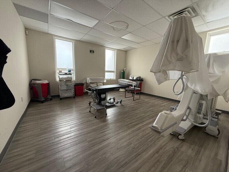 More Photos Of 294-298 State St, Hackensack Medical For Sale