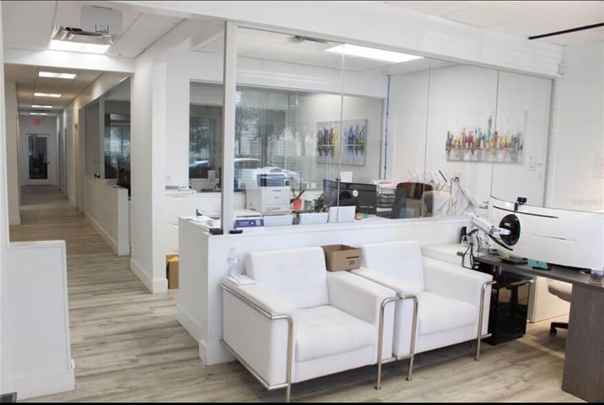 More Photos Of 6457 Hazeltine National Dr, Orlando Warehouse For Sale