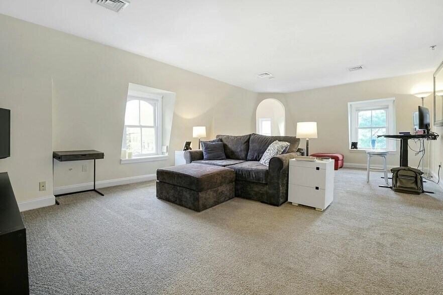 More Photos Of 46 S Broadway, Nyack Office Residential For Sale