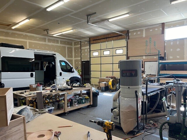 More Photos Of 310 Custer Dr, Battle Creek Medical For Lease