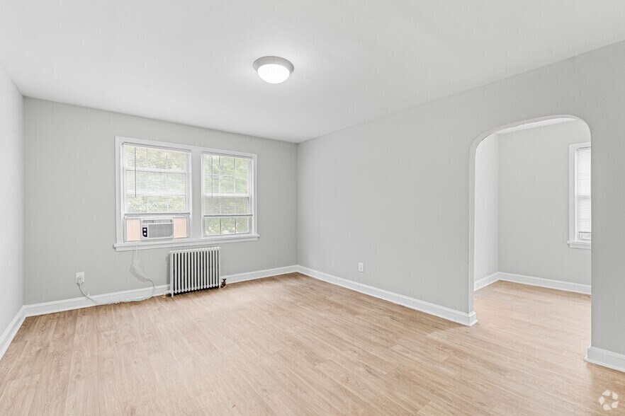 More Photos Of 32 Chesapeake St SW, Washington Apartments For Sale