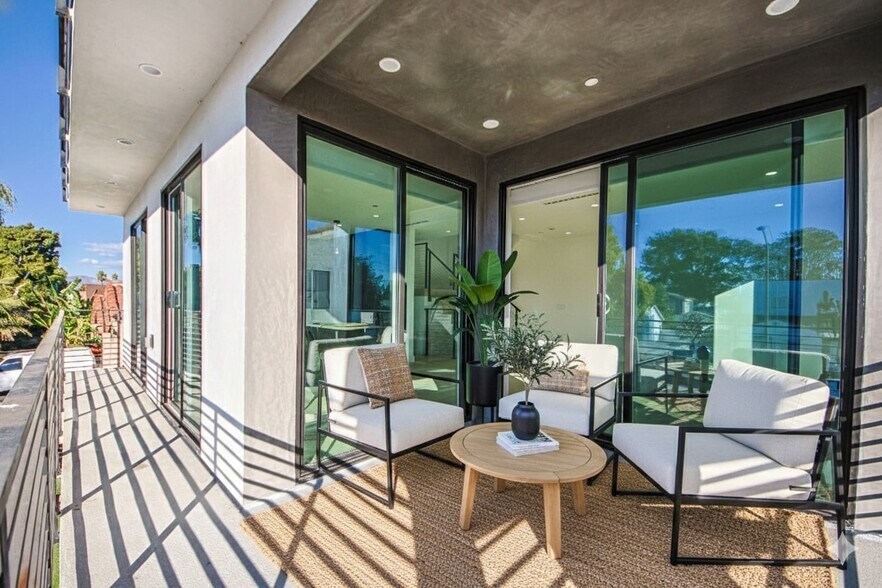 More Photos Of 2200 Thurman Ave, Los Angeles Multifamily For Sale