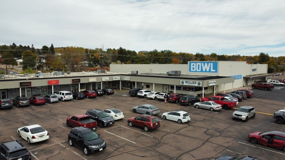 More Photos Of 1809 N Circle Dr, Colorado Springs General Retail For Lease