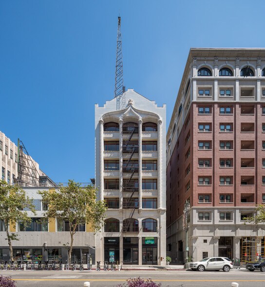 More Photos Of 908-910 S Broadway, Los Angeles Loft Creative Space For Lease