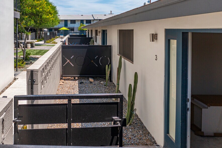 More Photos Of 3025 N 36th St, Phoenix Apartments For Sale