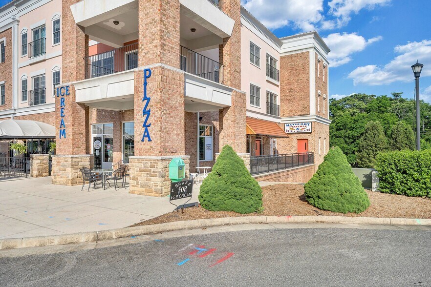 Primary Photo Of 1100 Celebration Ave, Moneta Storefront For Sale