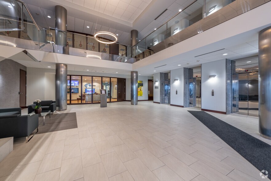 More Photos Of 200 Summit Dr, Burlington Office For Lease