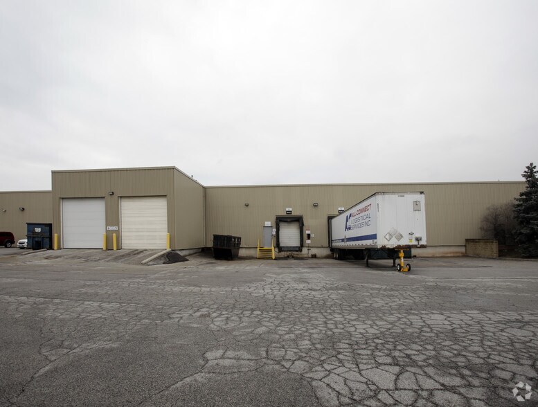 More Photos Of 1400 Advance Rd, Oakville Warehouse For Sale