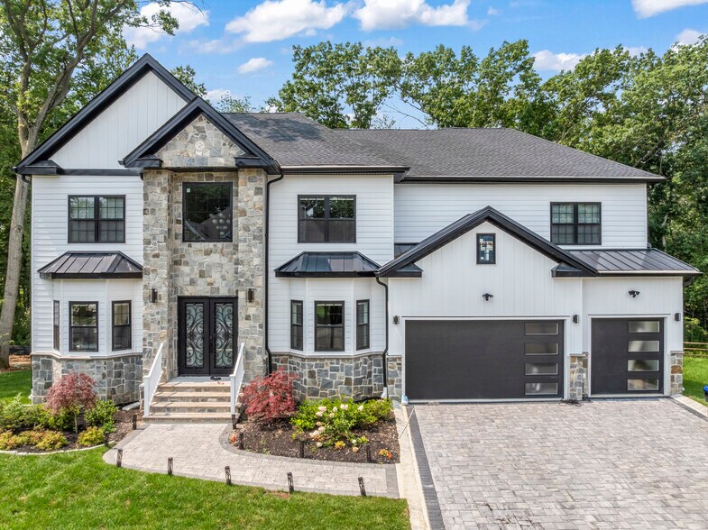 More Photos Of 8 Winthrop ct, East Brunswick Land For Sale
