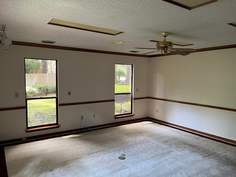 More Photos Of 2809 Blanding Blvd, Middleburg Office For Sale