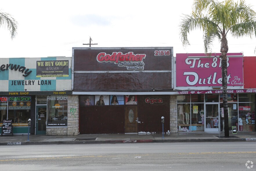 More Photos Of 21516 Sherman Way, Canoga Park Bar For Sale