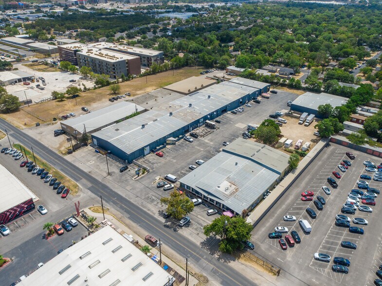 Primary Photo Of 415 E Saint Elmo Rd, Austin Unknown For Lease