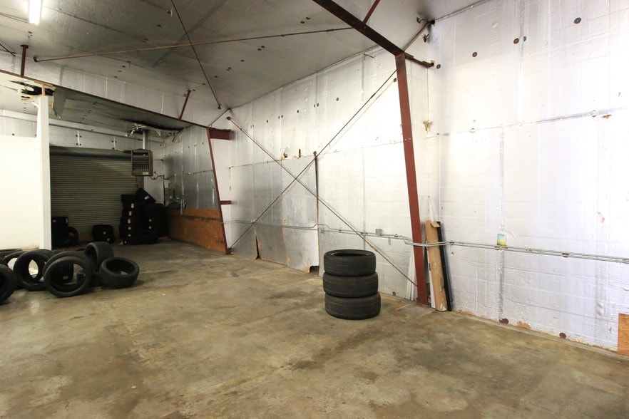 More Photos Of 5827 Star Ln, Houston Warehouse For Sale