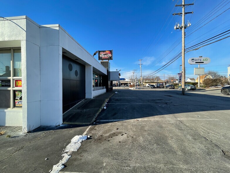 More Photos Of 2301 Sheffield Rd, Aliquippa Bank For Sale