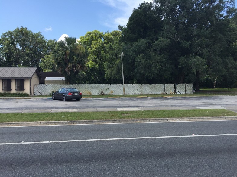 More Photos Of 3201 Crill Ave, Palatka Convenience Store For Sale