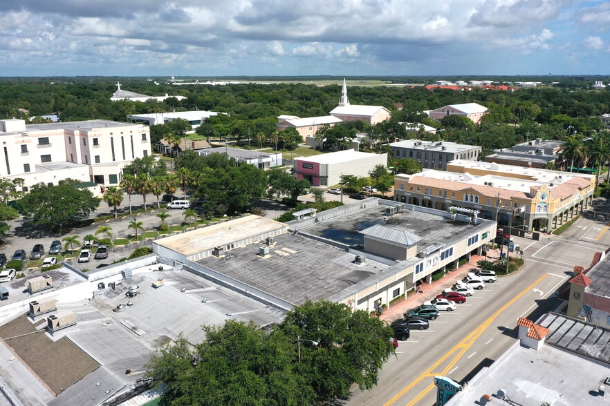 More Photos Of 2045 14th Ave, Vero Beach Office Residential For Sale