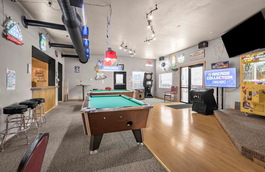 More Photos Of 104-112 Main St, Wanamingo General Retail For Sale