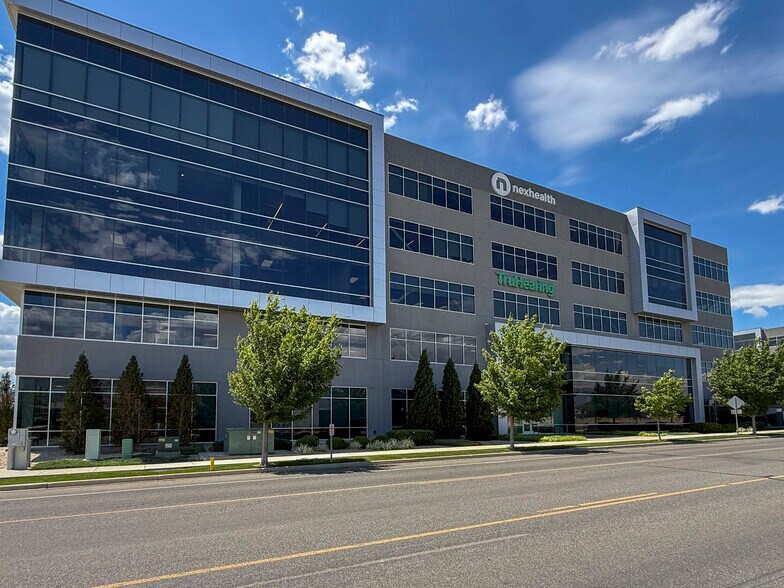 More Photos Of 12936 S Frontrunner Blvd, Draper Office For Lease