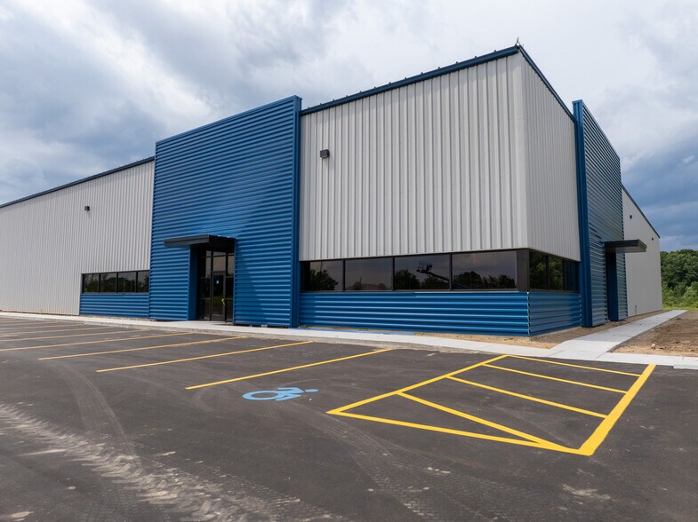 Primary Photo Of 5870 Sprinkle, Portage Manufacturing For Lease