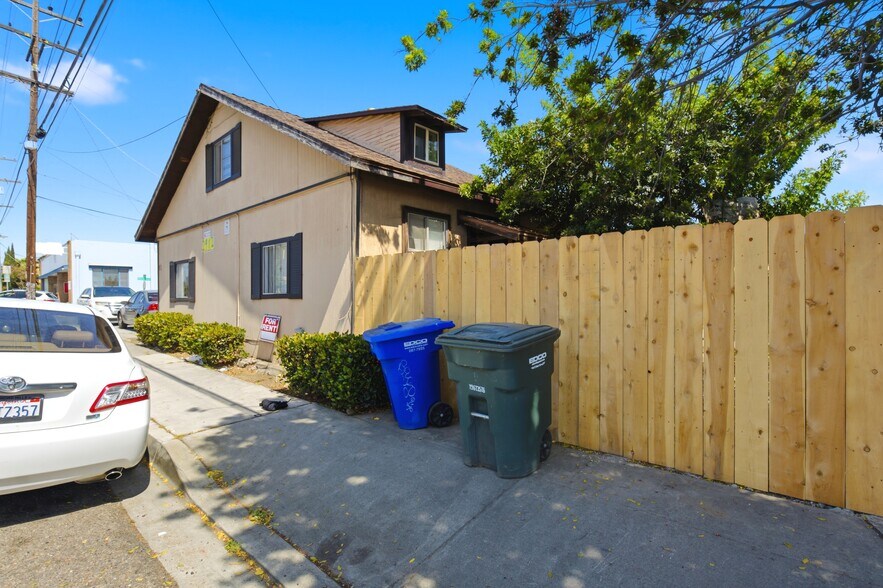 More Photos Of 2908-12 E 8th st, National City Multifamily For Sale