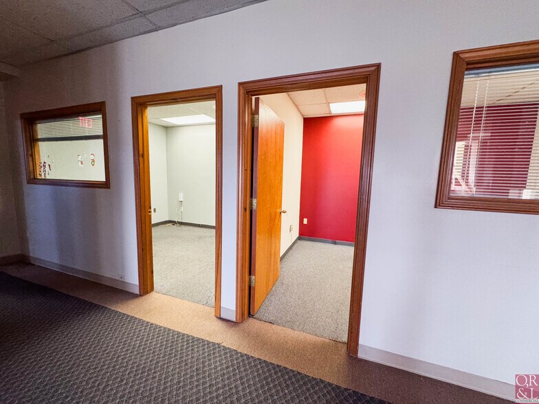 More Photos Of 199 Oakwood Ave, West Hartford Medical For Sale