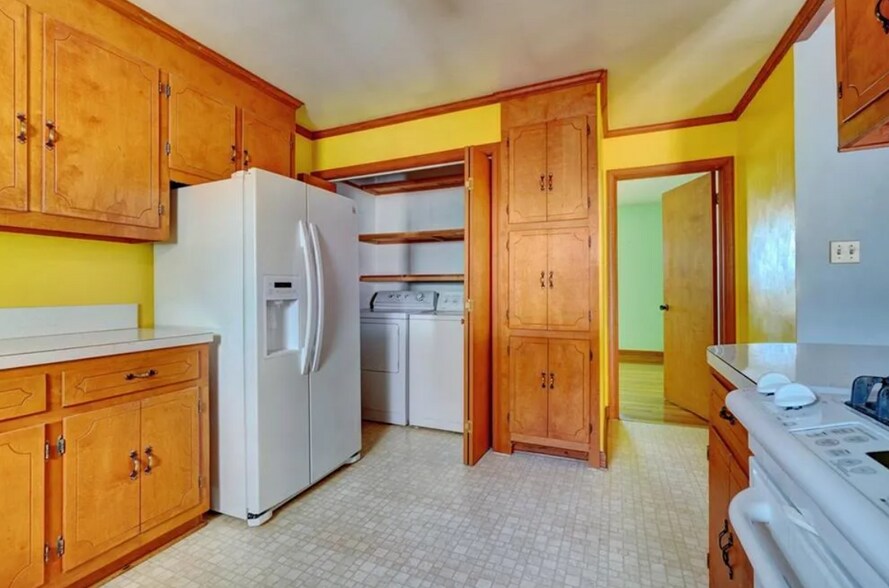 More Photos Of 4530 Shoulders Hill Rd, Suffolk Medical For Sale